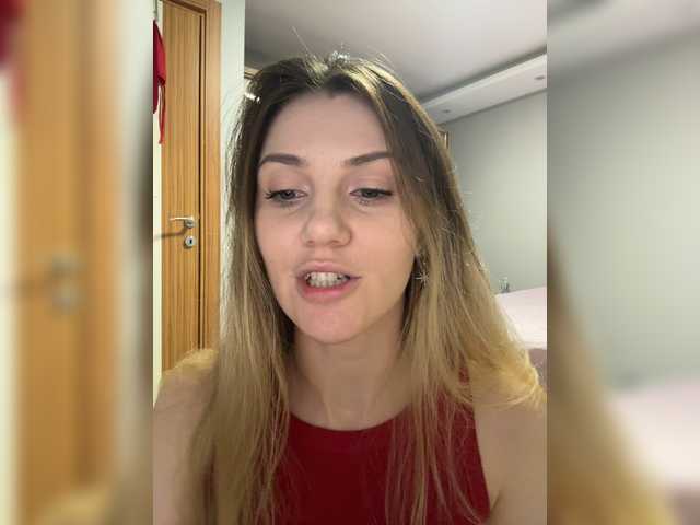 KristinaMoonx live cam on BongaCams