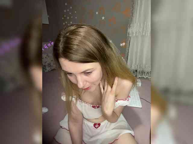 KristinaMoonx Live Webcam on BongaCams