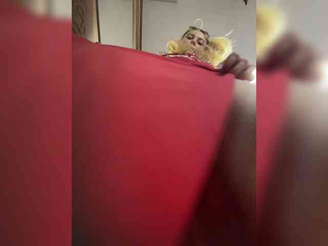 KristinaMoonx webcam