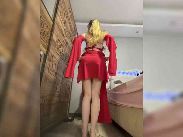 KristinaMoonx webcam