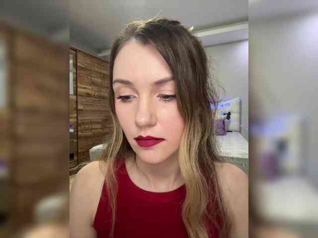 kristinamoonx's live room