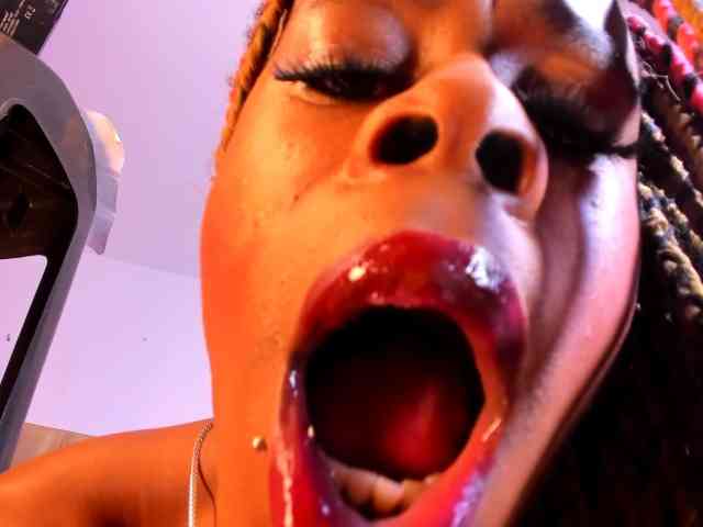 AntonellaAzams Sex Cam Show