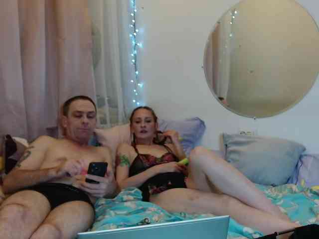 ISCUSHENIEE webcam