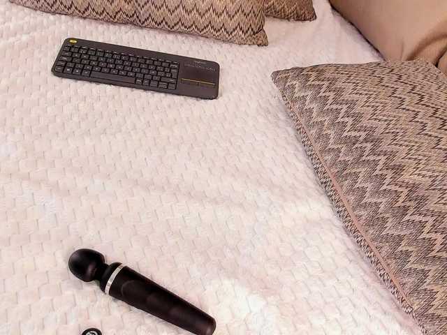 MilaGrace live cam on BongaCams