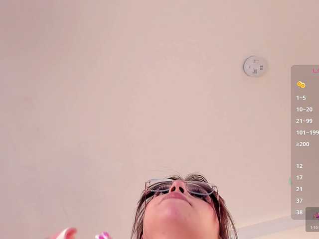 MilaGrace live webcam show