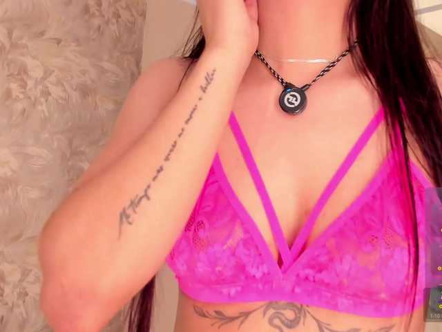 MilaGrace live cam on BongaCams