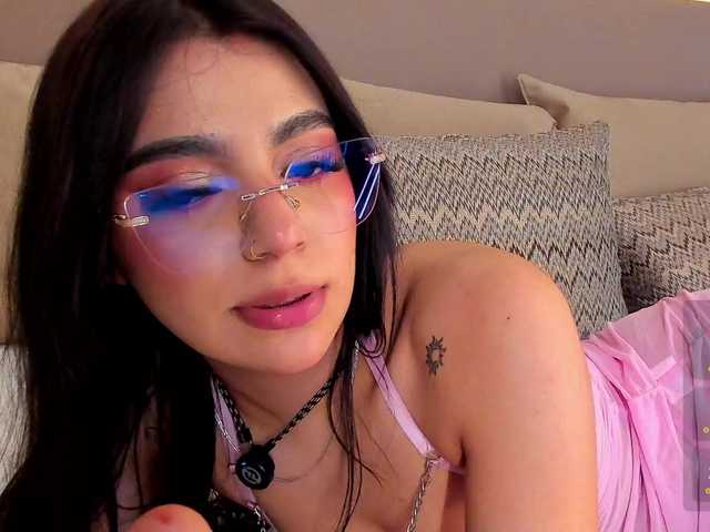 MilaGrace live cam on BongaCams
