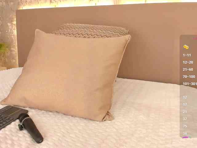 MilaGrace webcam
