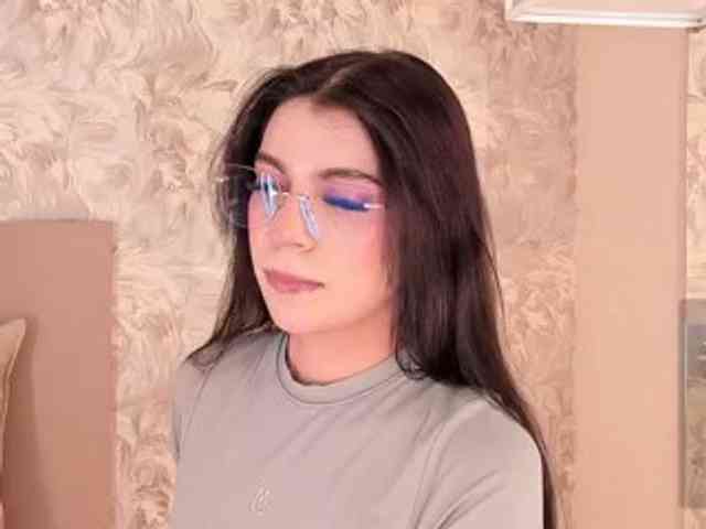 MilaGrace webcam