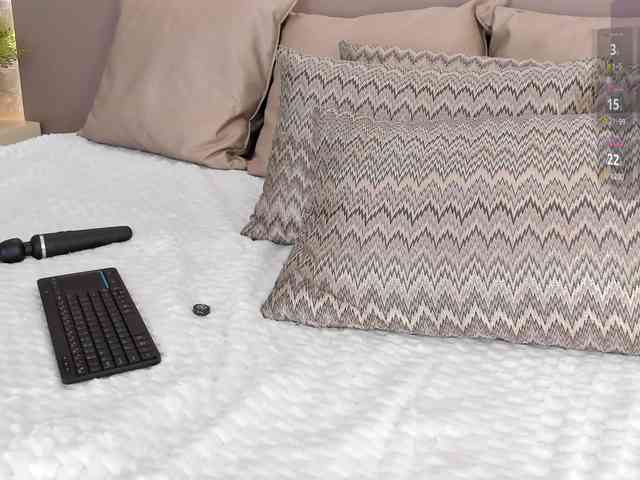 MilaGrace webcam