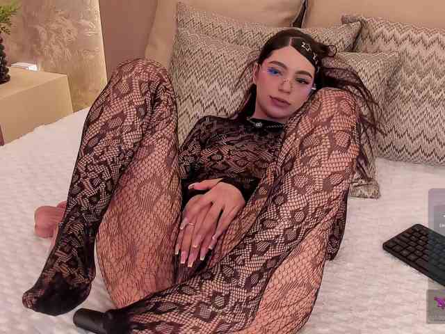 MilaGrace webcam