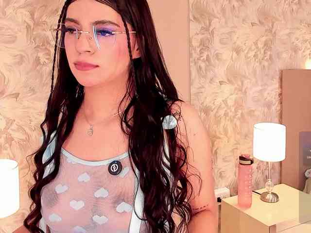 MilaGrace webcam