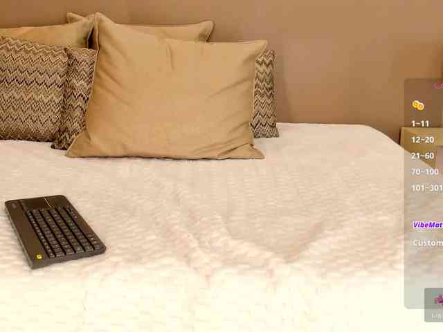MilaGrace webcam