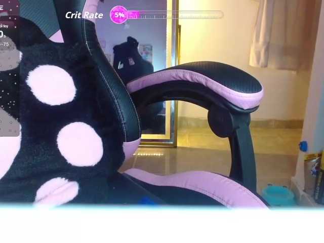 coraline1 live cam on BongaCams
