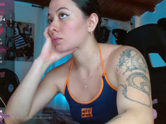 coraline1 live webcam show