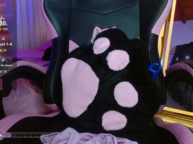 coraline1 live cam on BongaCams