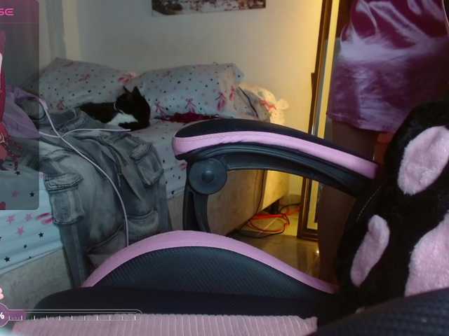 coraline1 live cam on BongaCams