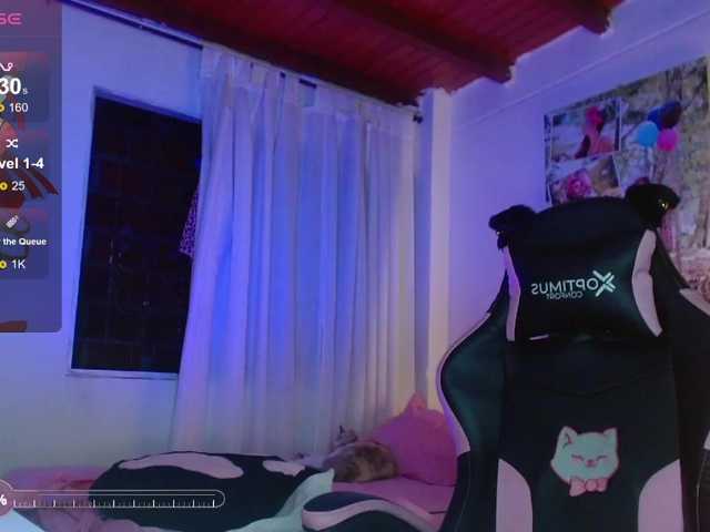 coraline1 live cam on BongaCams