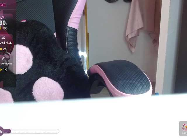 coraline1 live cam on BongaCams