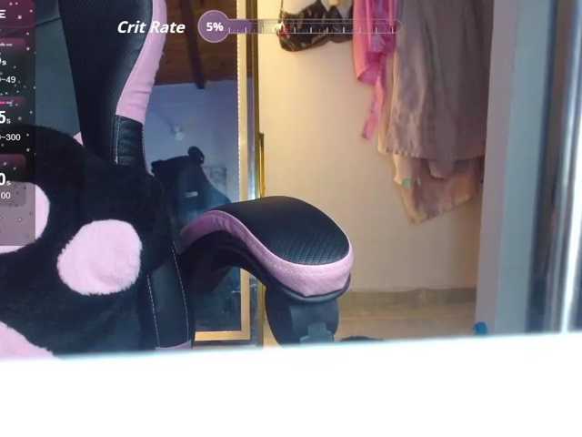 coraline1, en directo ahora en BongaCams