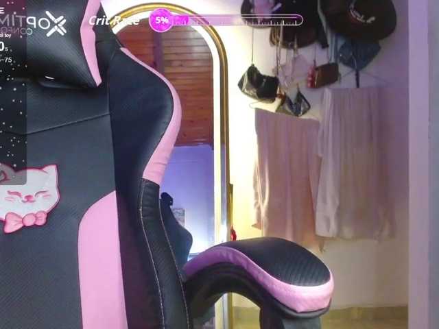 coraline1 live cam on BongaCams