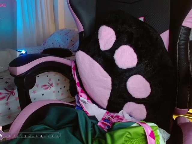 coraline1 live cam on BongaCams