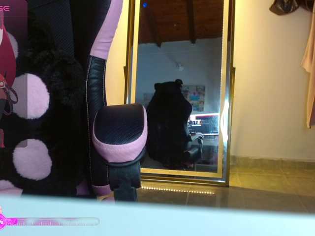 coraline1 live webcam show