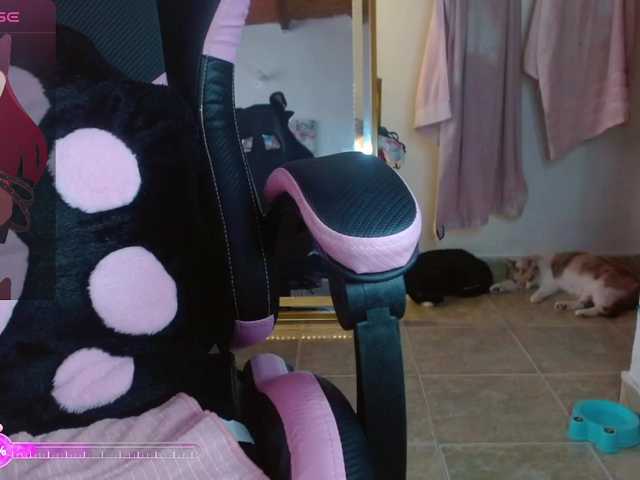coraline1 live cam on BongaCams