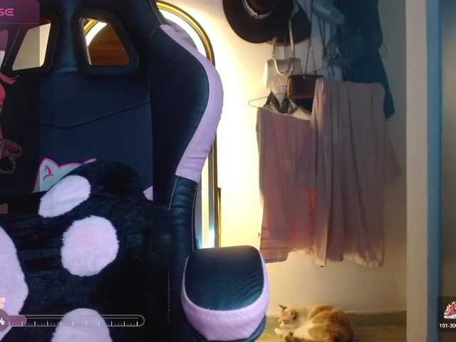 coraline1 live webcam show