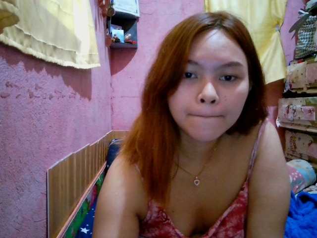 sweetiepiee live cam on BongaCams