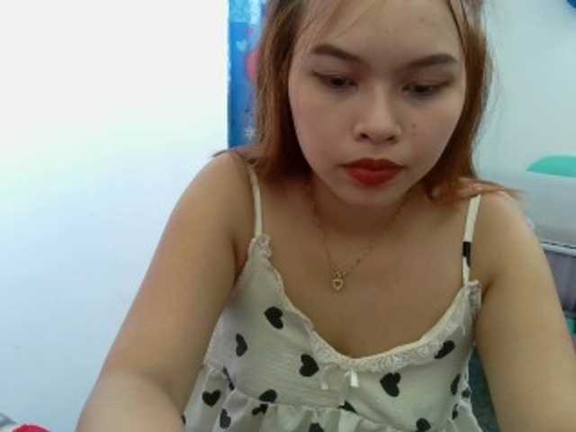sweetiepiee live cam on BongaCams