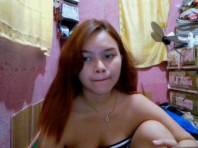 sweetiepiee live cam on BongaCams