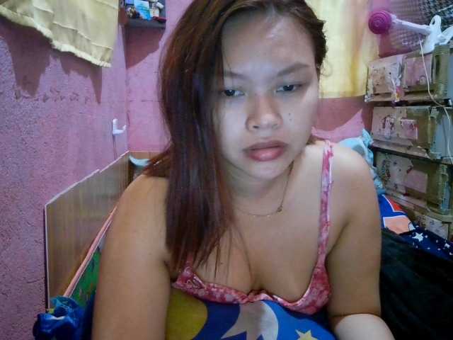 sweetiepiee live cam on BongaCams