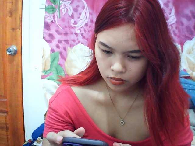 sweetiepiee live cam on BongaCams