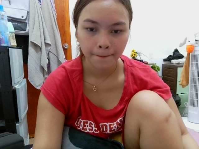 sweetiepiee live cam on BongaCams