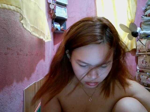 sweetiepiee live cam on BongaCams