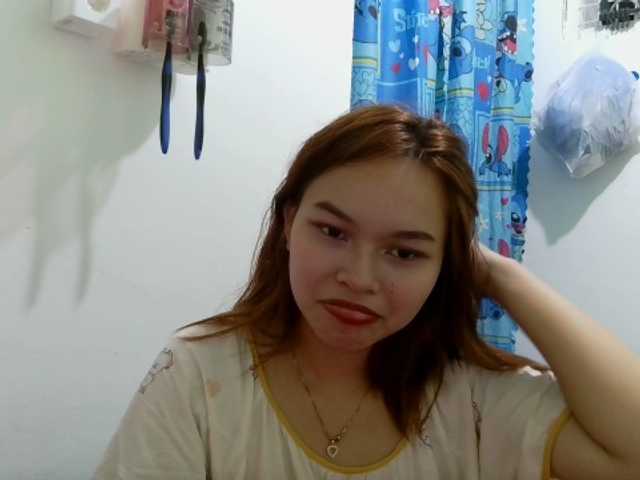 sweetiepiee live cam on BongaCams