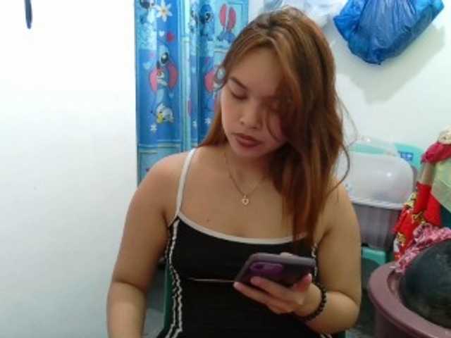 sweetiepiee live cam on BongaCams