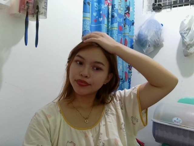 sweetiepiee live cam on BongaCams