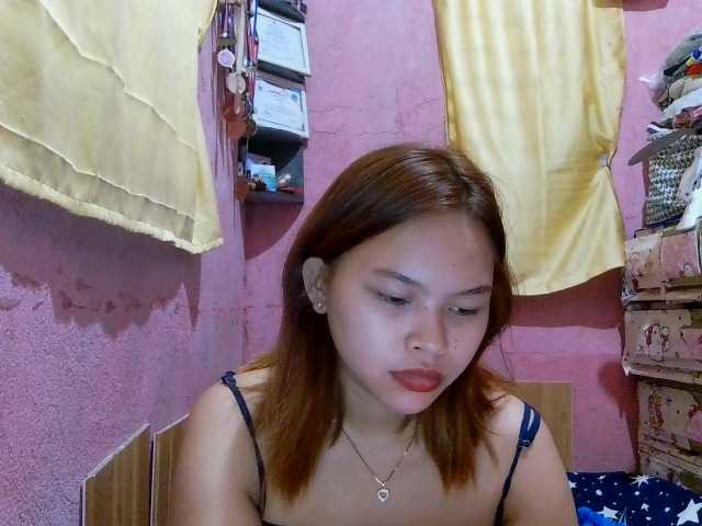sweetiepiee live cam on BongaCams