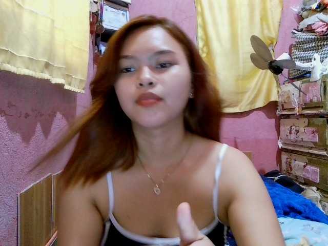 sweetiepiee live cam on BongaCams