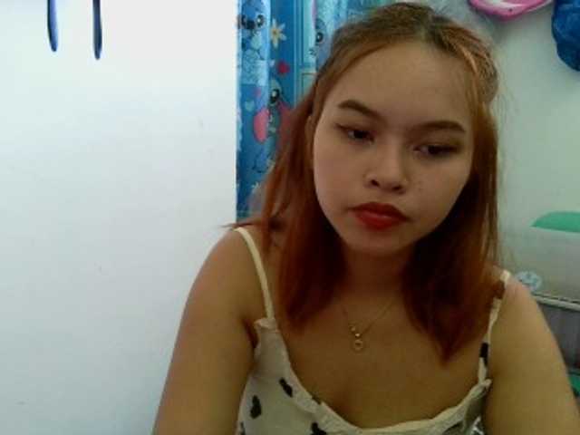 sweetiepiee live cam on BongaCams