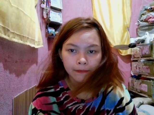 sweetiepiee live cam on BongaCams