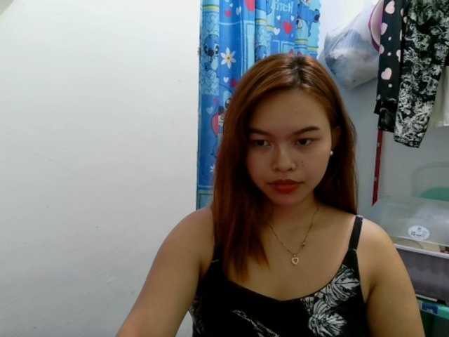 sweetiepiee live cam on BongaCams