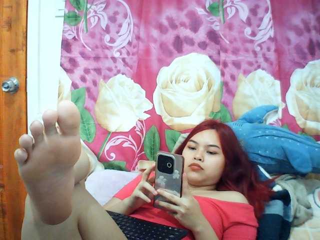 sweetiepiee live cam on BongaCams