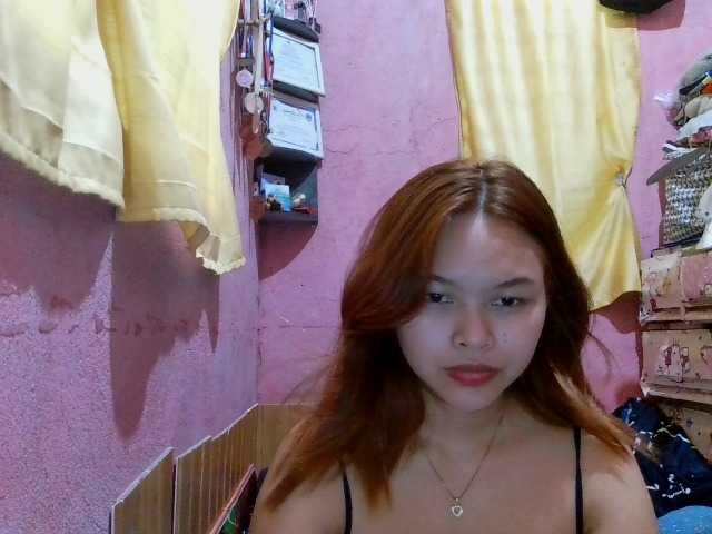 sweetiepiee live cam on BongaCams