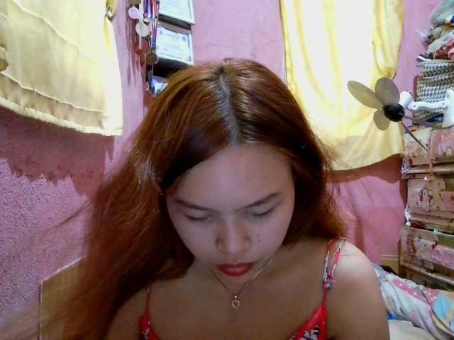 sweetiepiee live cam on BongaCams
