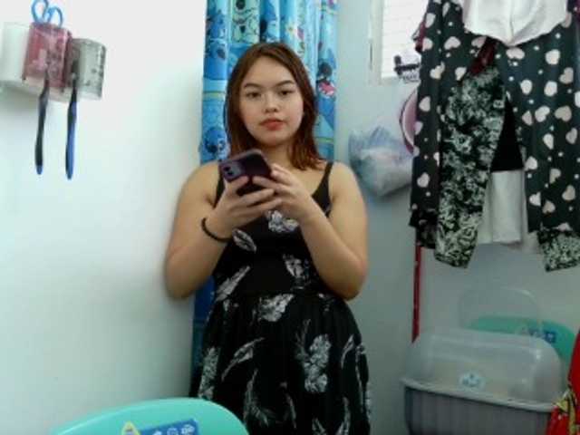 sweetiepiee live cam on BongaCams