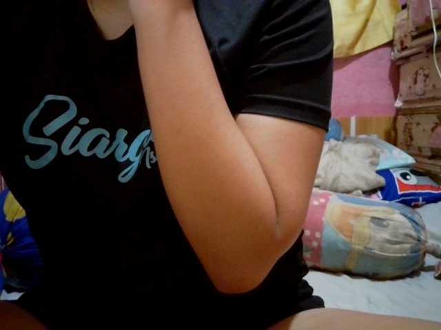 sweetiepiee live cam on BongaCams