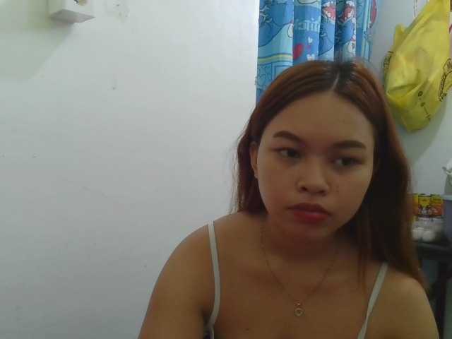 sweetiepiee live cam on BongaCams